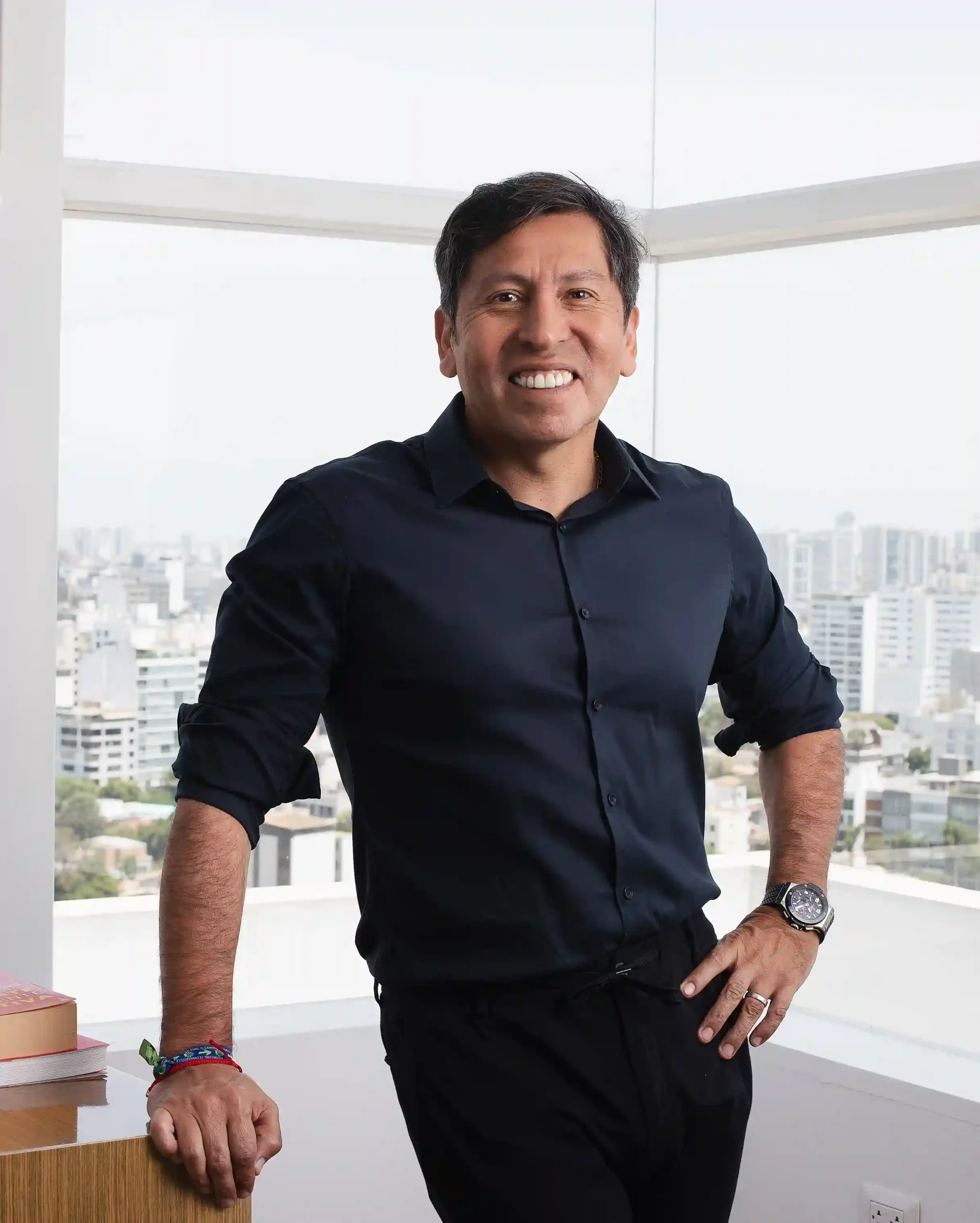 Pedro Cortez, socio fundador de NOLAT con experiencia en proyectos patrimoniales y expansión inmobiliaria entre Latinoamérica y Europa.